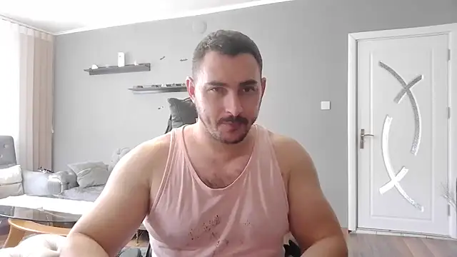 Snapshot of mastermute chatting on November 4, 2025, 9:52 am mastermute online show from November 4, 2025, 9:52 am