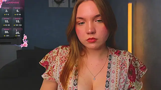 RebeccaEglitis online show from April 8, 2026, 4:18 pm