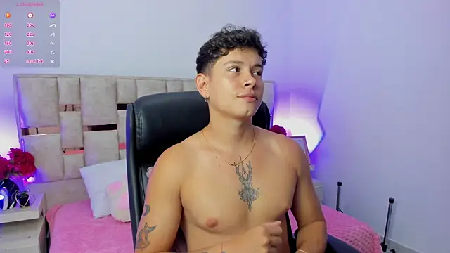 Snapshot of Daniel_Suarez18 chatting on October 12, 2025, 9:36 pm Daniel Suarez18 online show from October 12, 2025, 9:36 pm