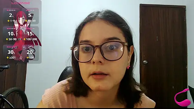 Snapshot of CarlaLorez chatting on October 20, 2025, 2:50 pm CarlaLorez online show from October 20, 2025, 2:50 pm