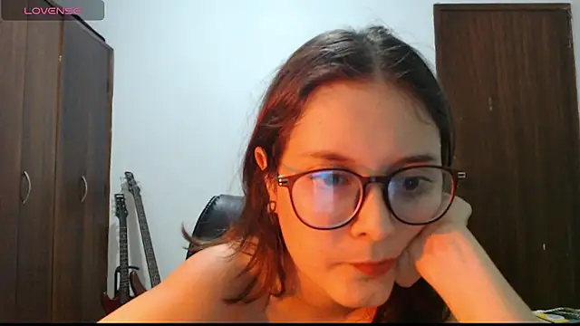 CarlaLorez online show from December 14, 2025, 10:25 pm