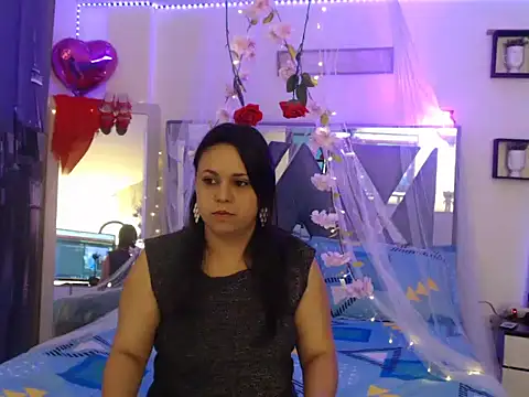 NicoleLerman online show from October 21, 2025, 7:14 pm