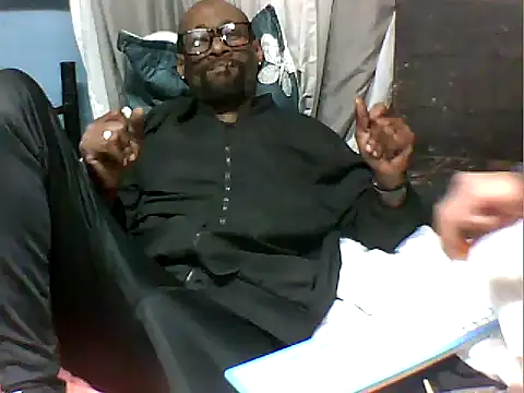 Toyboya6 online show from June 11, 2026, 3:37 am