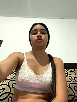 Iam samanthaa online show from November 3, 2025, 4:14 am