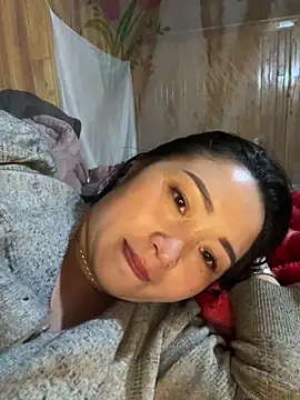 Snapshot of miemie-xx chatting on November 3, 2025, 3:13 pm miemie-xx online show from November 3, 2025, 3:13 pm