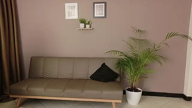 ZahraMilf online show from December 21, 2025, 11:50 am