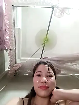 ladzy sexy online show from April 16, 2026, 7:58 pm