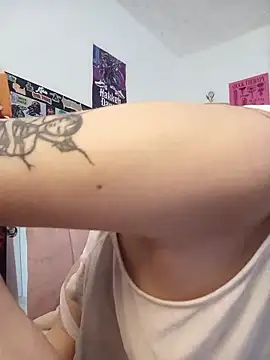 Brugmansia  online show from April 12, 2026, 9:53 pm