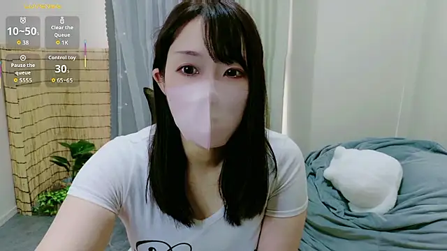 Natsumi-chan online show from October 12, 2025, 4:00 am