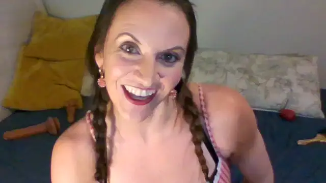 easy briezy online show from March 12, 2026, 11:33 pm