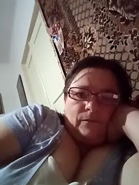 MilaCold5443 online show from November 26, 2025, 7:04 pm