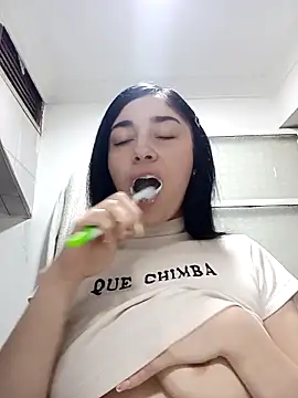 AbbyLewiis online show from December 3, 2025, 9:40 am