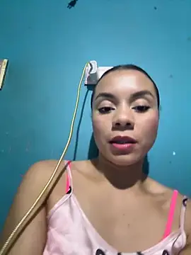 Snapshot of Crystal_555 chatting on October 19, 2025, 6:47 am Crystal 555 online show from October 19, 2025, 6:47 am