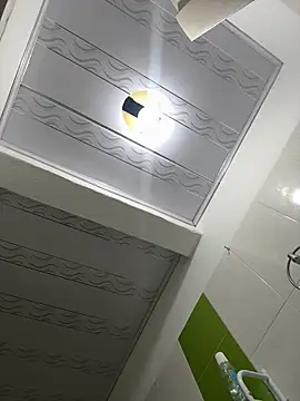 Snapshot of Crystal_555 chatting on October 22, 2025, 2:34 am Crystal 555 online show from October 22, 2025, 2:34 am