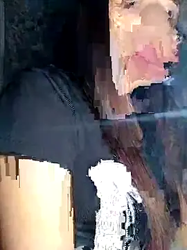 hello-cute online show from November 9, 2025, 7:06 am