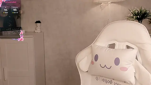 try love  online show from October 11, 2025, 9:19 am