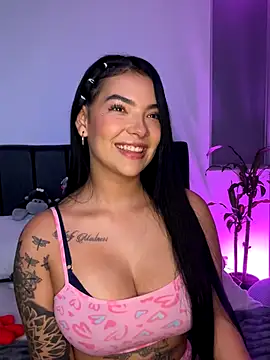 Snapshot of Kiity- chatting on October 10, 2025, 4:55 am Kiity- online show from October 10, 2025, 4:55 am