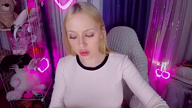 CeaneLino online show from March 30, 2026, 2:51 pm