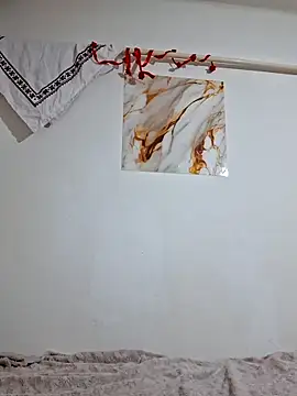 Nika aa online show from March 3, 2026, 7:42 pm