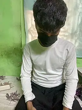 foxythebold online show from December 21, 2025, 6:42 am