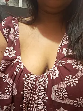 janu-janvi online show from November 11, 2025, 4:51 pm