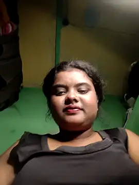 World Top Girl online show from October 25, 2025, 12:13 pm