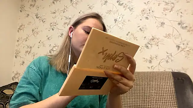 Ohendraper online show from October 18, 2025, 11:11 am