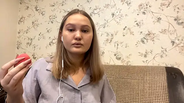 Ohendraper online show from October 20, 2025, 11:10 am