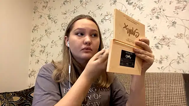 Ohendraper online show from October 26, 2025, 11:16 am