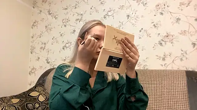 Ohendraper online show from October 31, 2025, 12:17 pm