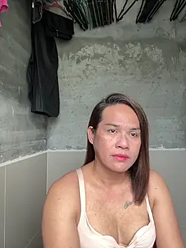 Snapshot of softhearted_sweet chatting on October 9, 2025, 3:37 am softhearted sweet online show from October 9, 2025, 3:37 am