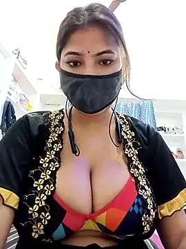 Snapshot of Hot_radhaji chatting on May 5, 2026, 1:57 am Hot radhaji online show from May 5, 2026, 1:57 am