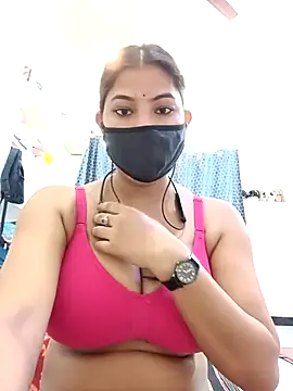 Snapshot of Hot_radhaji chatting on May 13, 2026, 2:42 am Hot radhaji online show from May 13, 2026, 2:42 am