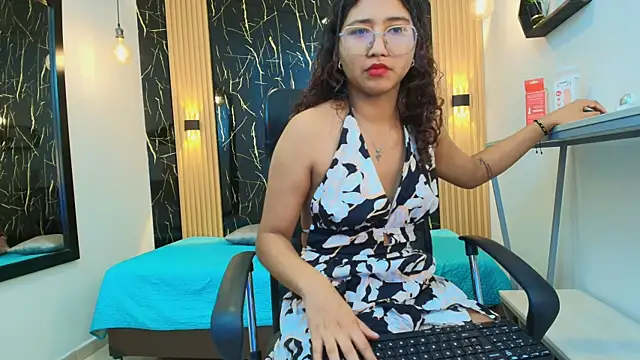 Snapshot of SamanthaFox_8 chatting on March 7, 2026, 11:51 am SamanthaFox 8 online show from March 7, 2026, 11:51 am