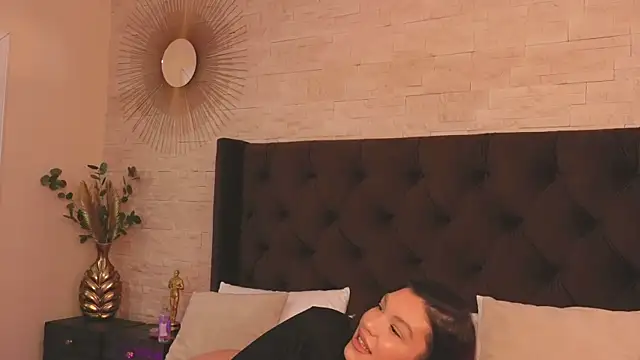 Snapshot of ClaraPasssion chatting on October 27, 2025, 7:51 pm ClaraPasssion online show from October 27, 2025, 7:51 pm