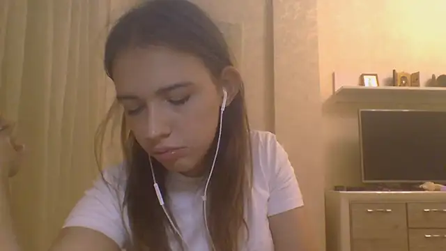 CeyaLier online show from October 15, 2025, 6:08 pm