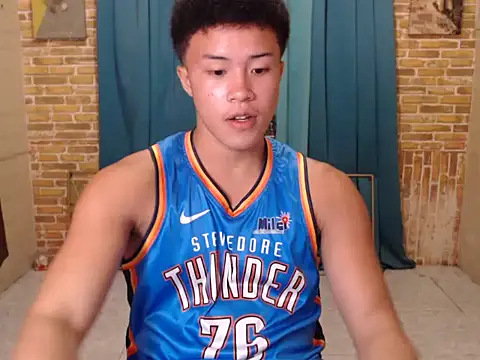 ur naughtyboy patrick online show from October 12, 2025, 1:54 pm