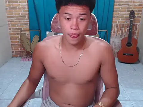 ur naughtyboy patrick online show from November 20, 2025, 1:33 pm