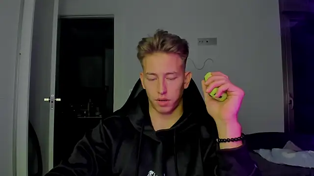 find0m master online show from January 17, 2026, 6:33 pm