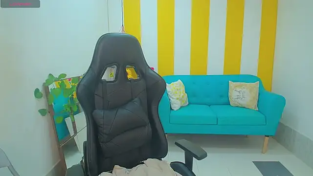 ririlennox online show from October 10, 2025, 11:31 am