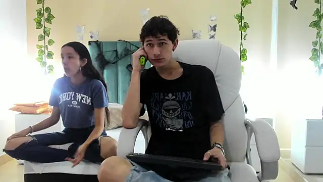 Taylor and exidt online show from October 16, 2025, 12:39 pm