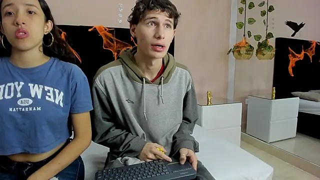 Taylor and exidt online show from October 27, 2025, 1:48 pm