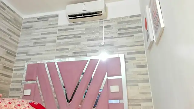 cristin brown online show from November 5, 2025, 11:43 am