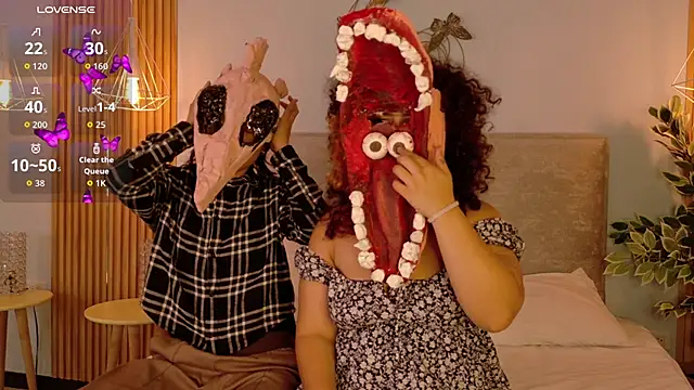 AngelandKai online show from November 1, 2025, 1:40 am