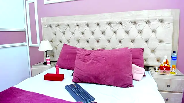 lunnasantos online show from October 30, 2025, 3:19 am