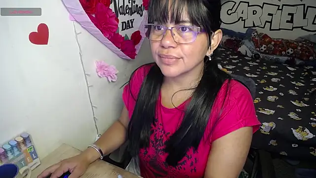 Snapshot of Miss__kendra_ chatting on May 15, 2026, 11:28 am Miss kendra online show from May 15, 2026, 11:28 am