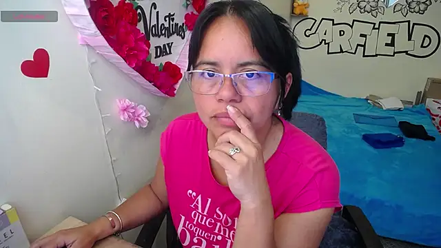 Snapshot of Miss__kendra_ chatting on May 18, 2026, 1:17 pm Miss kendra online show from May 18, 2026, 1:17 pm