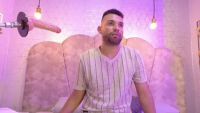 onlymen2025 online show from October 17, 2025, 7:49 pm