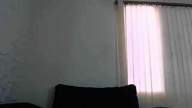 ChloeeRosse online show from October 9, 2025, 11:41 am