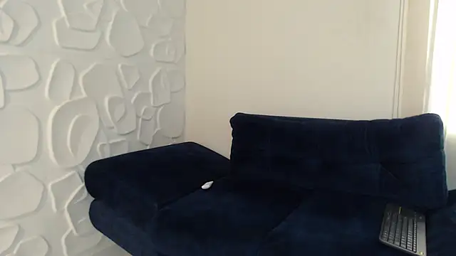 ChloeeRosse online show from October 20, 2025, 11:43 am